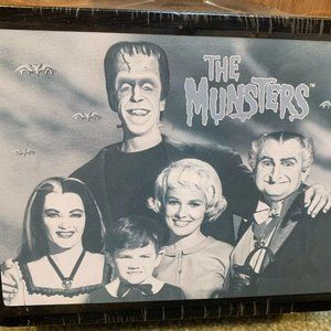1999 “The Munsters” 8” Tin Collectible Sealed Lunchbox Candy Case Never Opened!